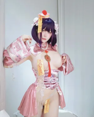 白银81《Fantia 2025年04月会员合集》主题写真：118张全套美图，含3个视频