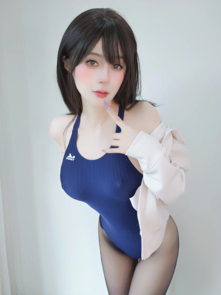 白银81《自摄Vol.99》主题写真：145张全套美图，含19个视频