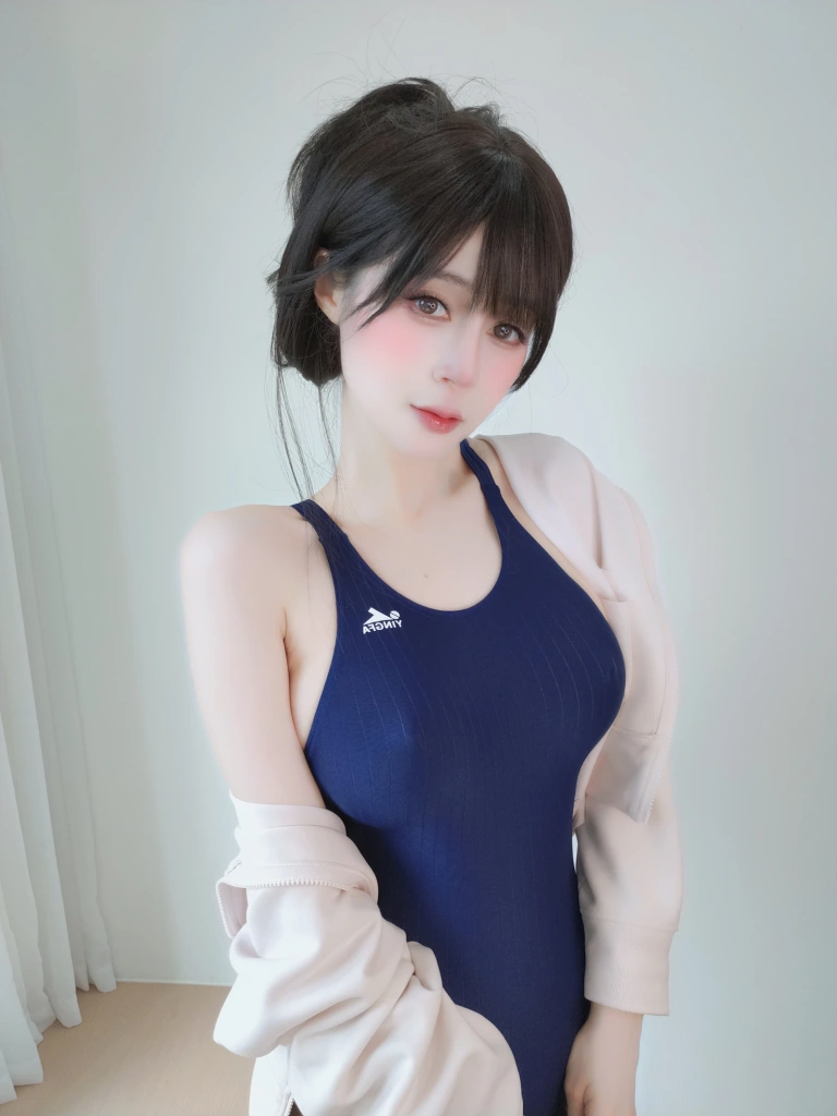 白银81《自摄Vol.99》主题写真：145张全套美图，含19个视频