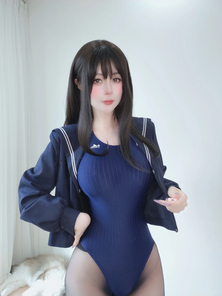 白银81《自摄Vol.99》主题写真：145张全套美图，含19个视频