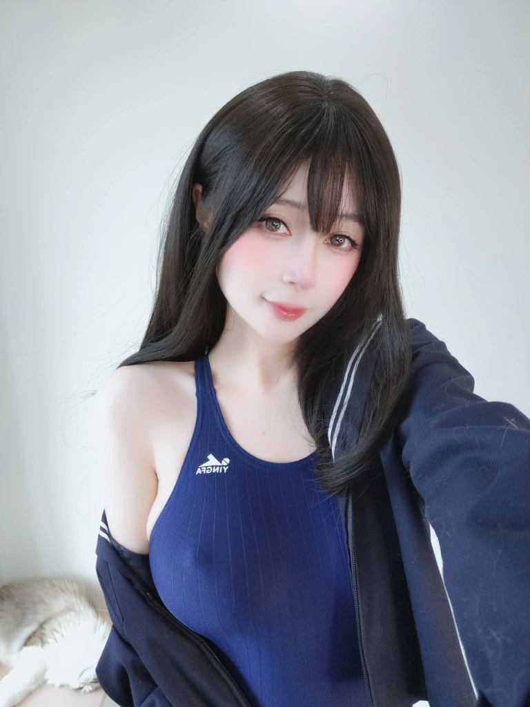 白银81《自摄Vol.99》主题写真：145张全套美图，含19个视频