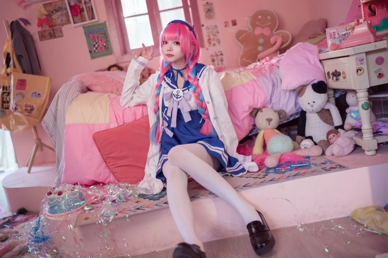 艾西Aiwest《湊阿库娅 私服》主题写真：55张全套美图