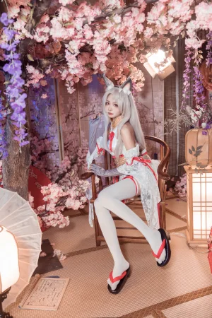 艾西Aiwest《永劫胡桃（Naraka Bladepoint-Kurumi）》主题写真：29张全套美图