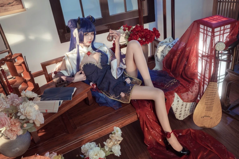艾西Aiwest《伊吹新年旗袍》主题写真：35张全套美图