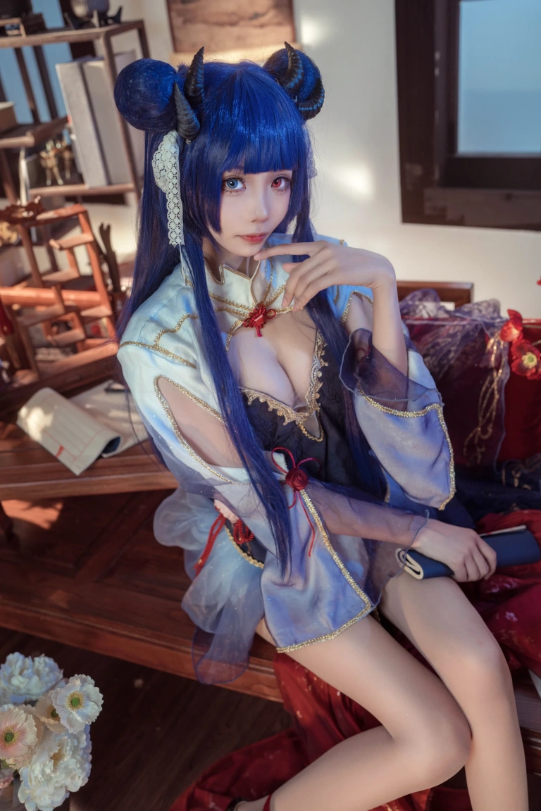 艾西Aiwest《伊吹新年旗袍》主题写真：35张全套美图