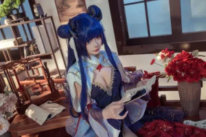 艾西Aiwest《伊吹新年旗袍》主题写真：35张全套美图