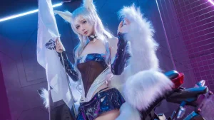 艾西Aiwest&喜欢爱理吗《碧蓝航线 巴尔的摩&信浓 赛车女郎》主题写真：47张全套美图