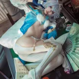 艾西Aiwest《PA-15 芙洛伦跃雪逢春》主题写真：21张全套美图