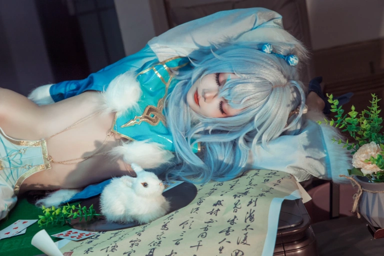 艾西Aiwest《PA-15 芙洛伦跃雪逢春》主题写真：21张全套美图
