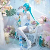 艾西Aiwest《初音 粉蝶花》主题写真：42张全套美图