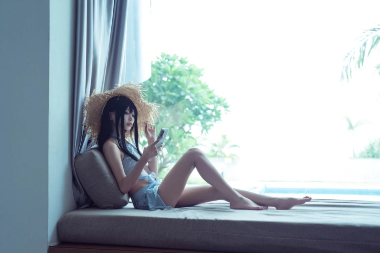 艾西Aiwest《永劫无间 顾清寒》主题写真：18张全套美图