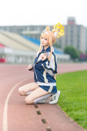 艾西Aiwest《碧蓝档案 伊落玛丽 体操服》主题写真：44张全套美图