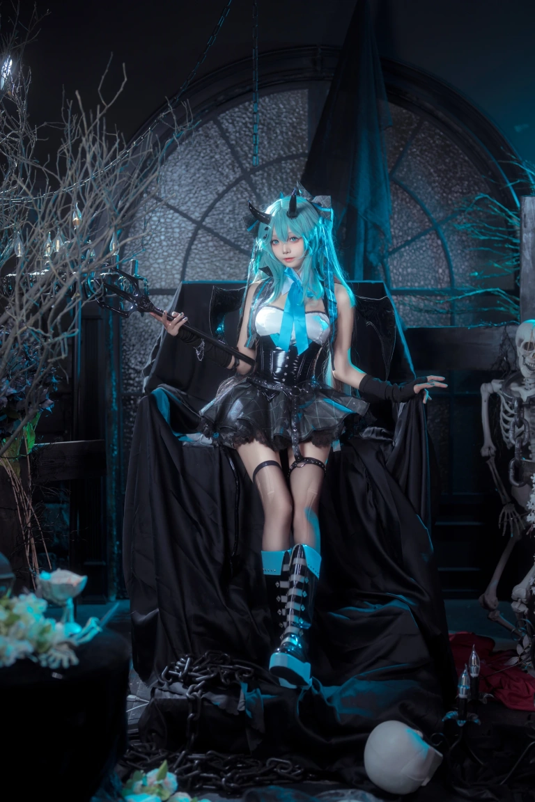 艾西Aiwest《初音小恶魔》主题写真：26张全套美图