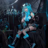 艾西Aiwest《初音小恶魔》主题写真：26张全套美图