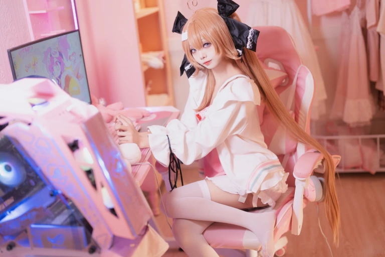 艾西Aiwest《雷戈洛》主题写真：33张全套美图