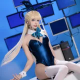 艾西Aiwest《小时兔女郎》主题写真：34张全套美图