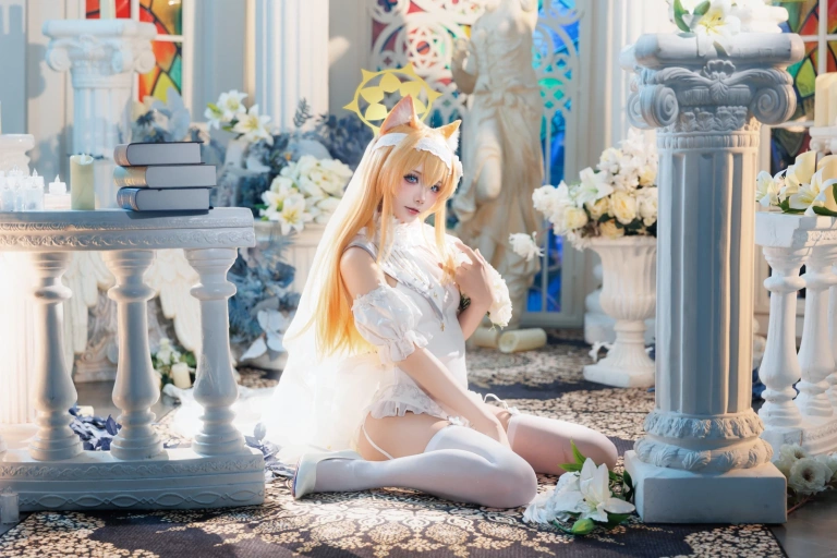 艾西Aiwest《蔚蓝档案 伊落玛丽 花嫁》主题写真：31张全套美图