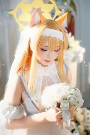 艾西Aiwest《蔚蓝档案 伊落玛丽 花嫁》主题写真：31张全套美图