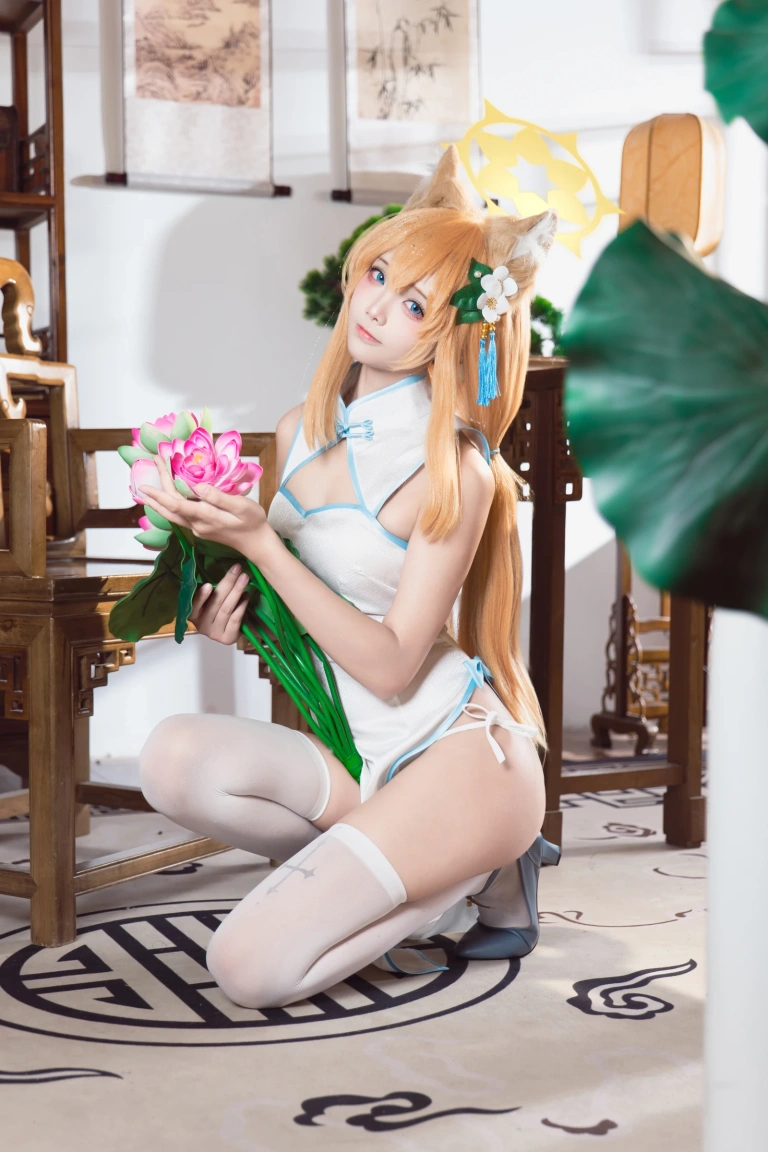艾西Aiwest《蔚蓝档案 伊落玛丽 旗袍》主题写真：30张全套美图