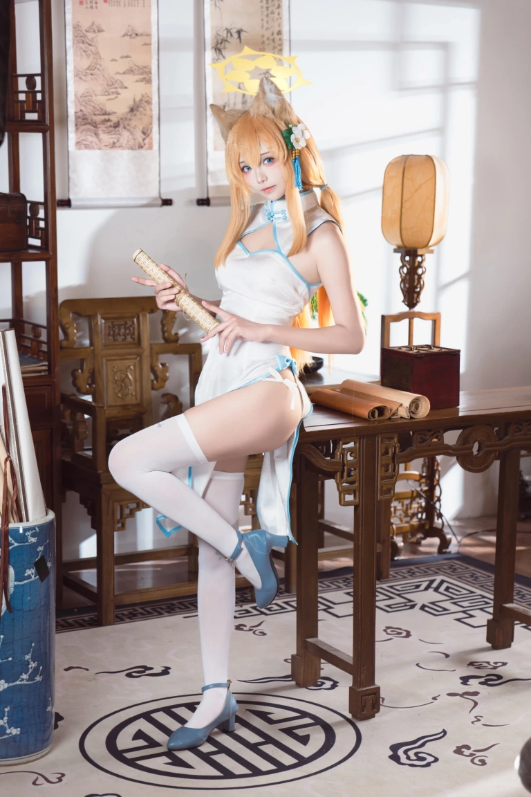艾西Aiwest《蔚蓝档案 伊落玛丽 旗袍》主题写真：30张全套美图