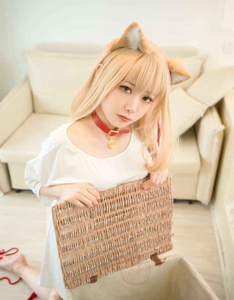 安食Ajiki《黄豆粉》主题写真：40张全套美图