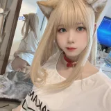 安食Ajiki《黄豆粉》主题写真：40张全套美图