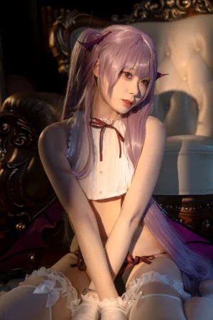 安食Ajiki《笨拙的小恶魔》主题写真：41张全套美图