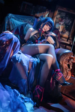 安食Ajiki《原神 雷电将军魅魔》主题写真：35张全套美图
