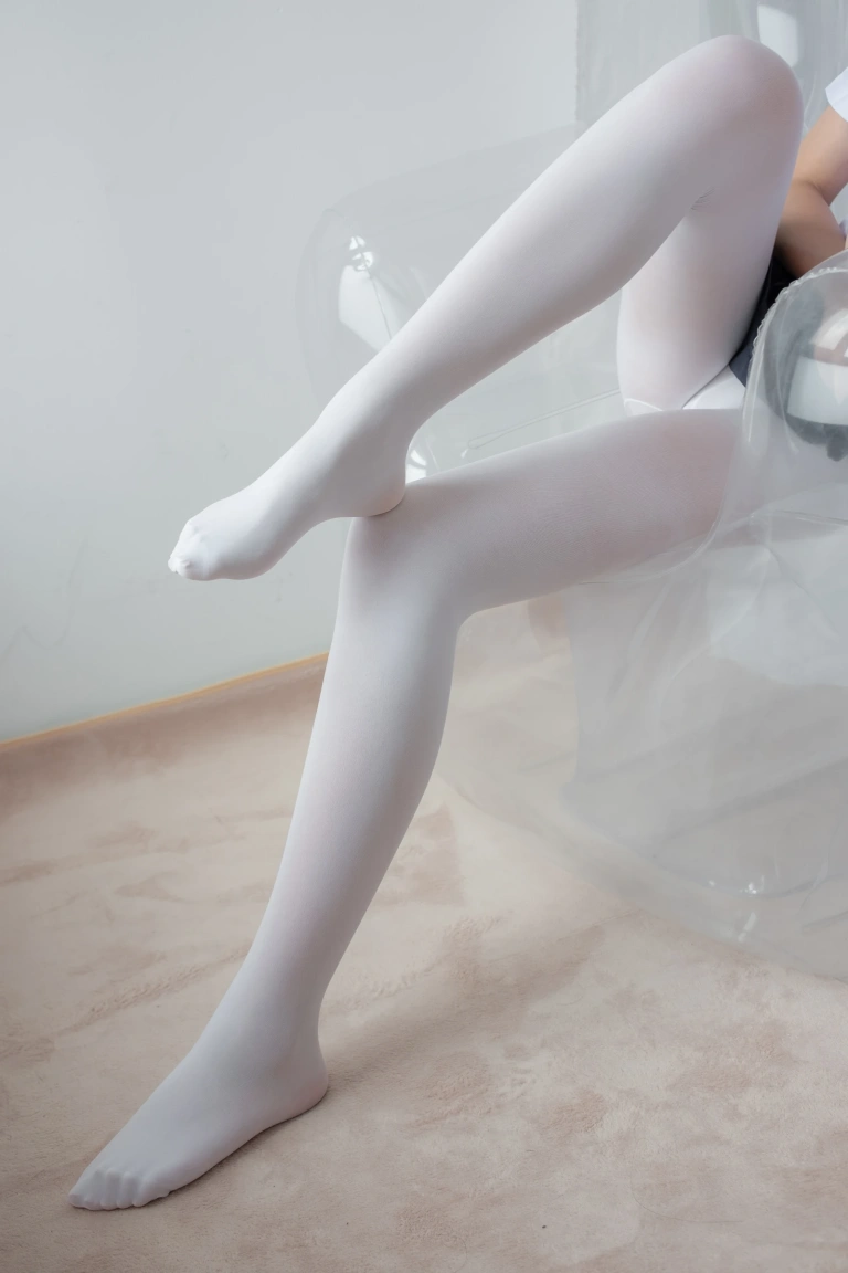 森萝财团《ALPHA-003》主题写真：144张全套美图