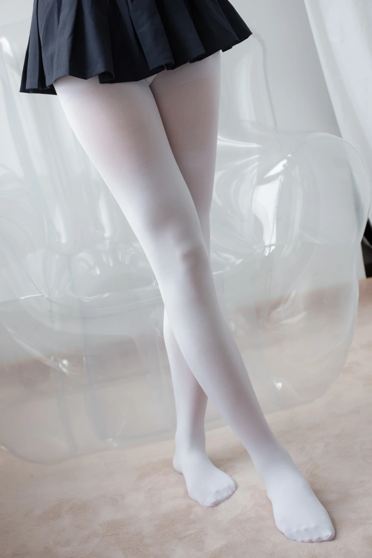 森萝财团《ALPHA-003》主题写真：144张全套美图