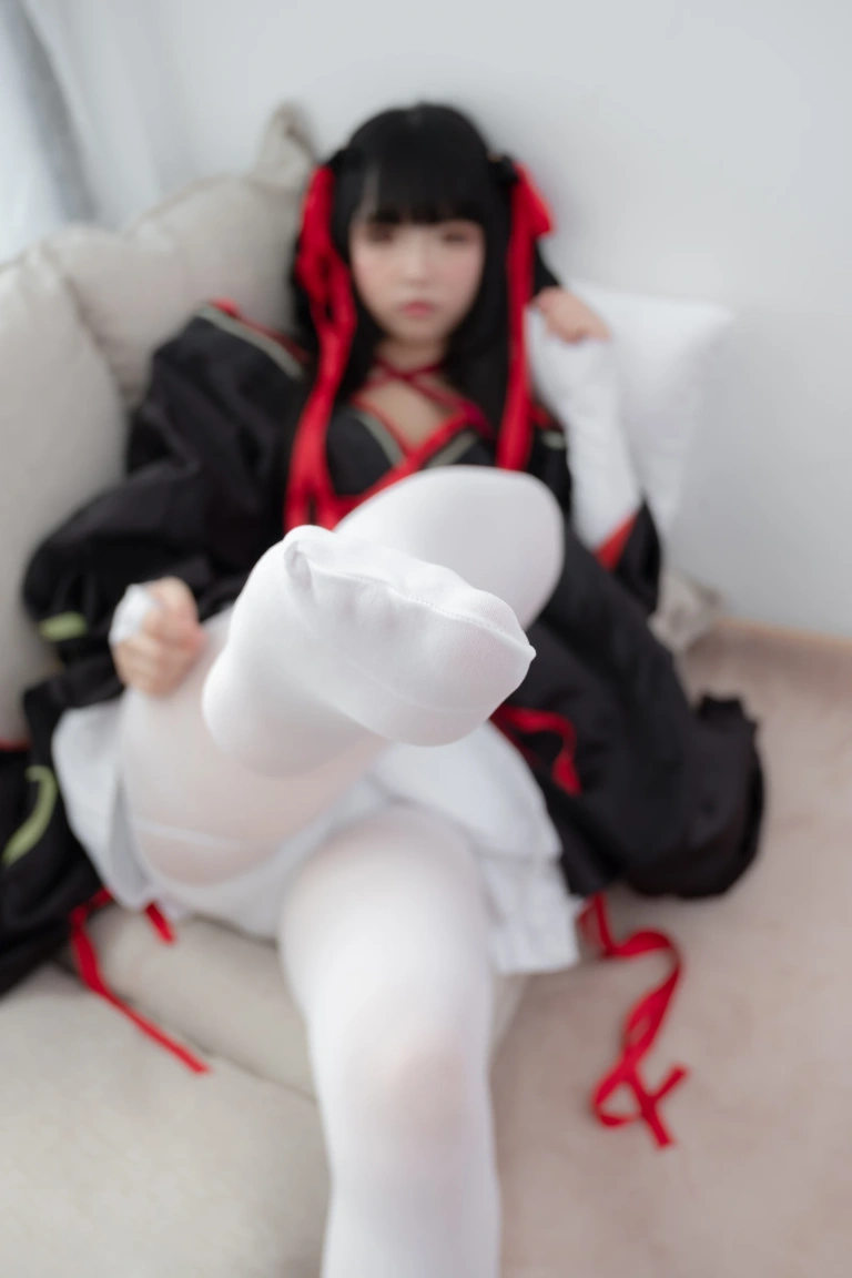 森萝财团《ALPHA-004》主题写真：75张全套美图