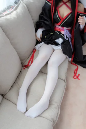 森萝财团《ALPHA-004》主题写真：75张全套美图
