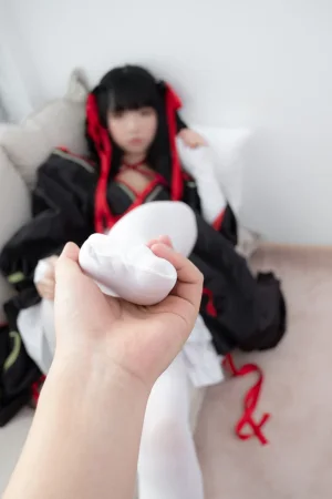 森萝财团《ALPHA-004》主题写真：75张全套美图
