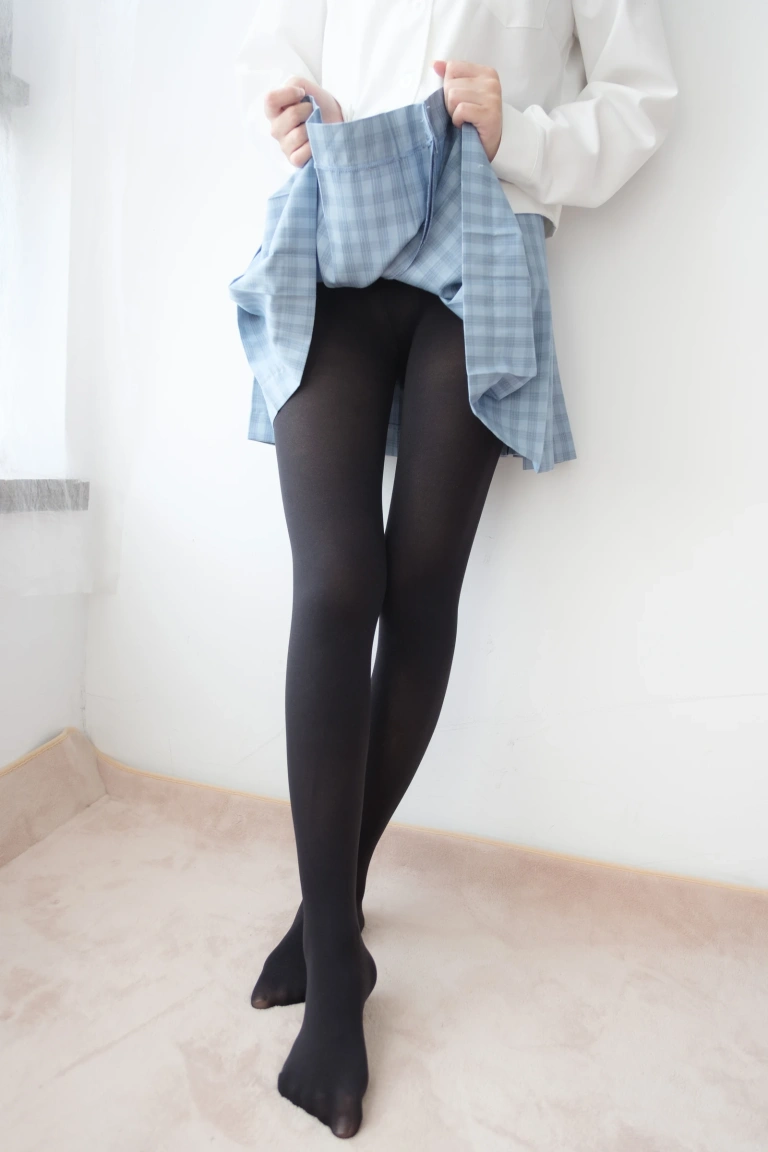 森萝财团《ALPHA-005》主题写真：135张全套美图