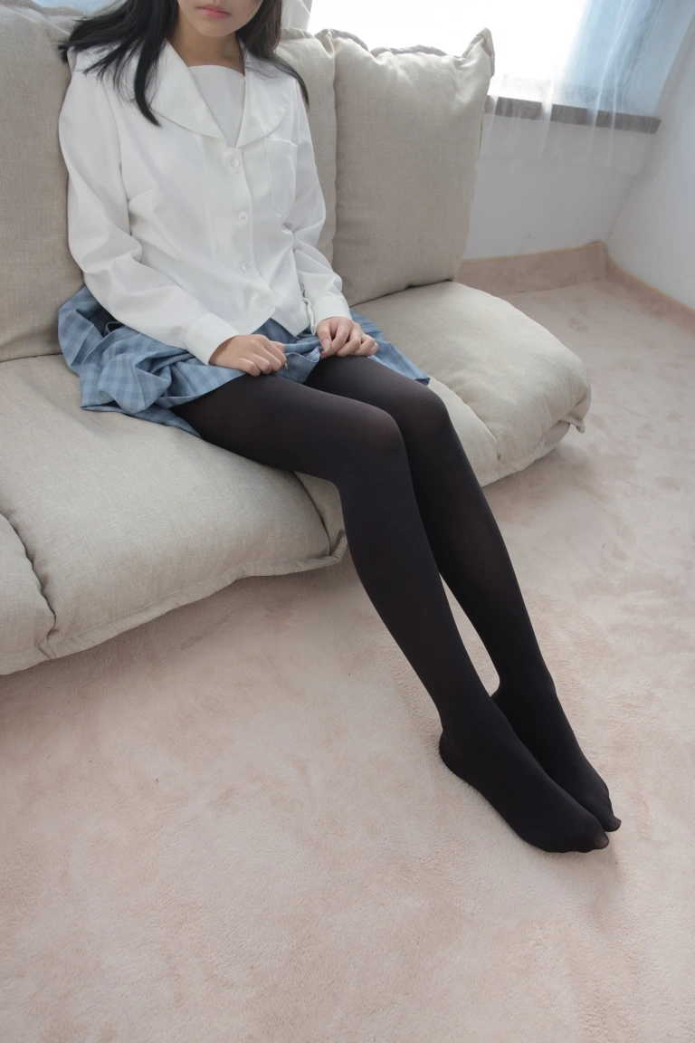 森萝财团《ALPHA-005》主题写真：135张全套美图