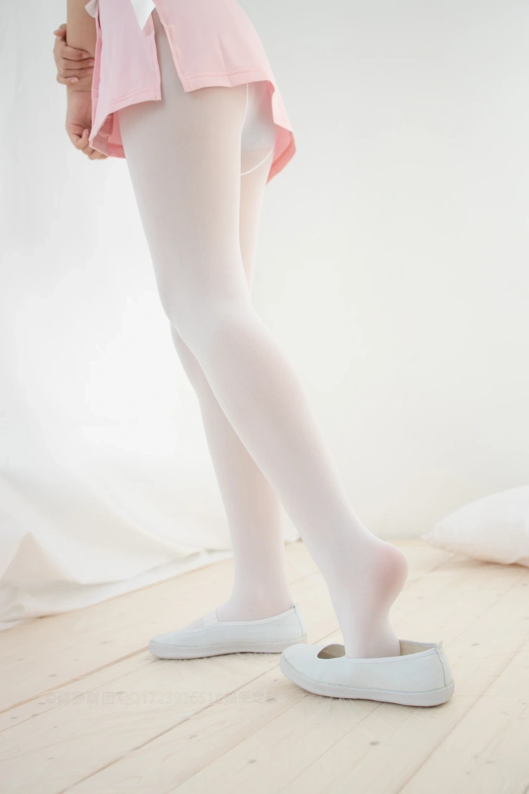 森萝财团《ALPHA-020》主题写真：115张全套美图