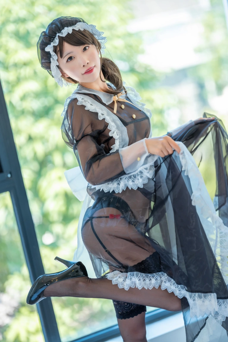 水淼Aqua《透明女仆》主题写真：13张全套美图，含1个视频