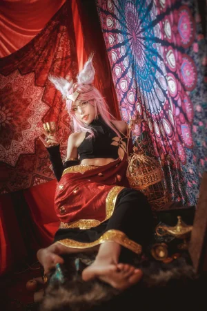 水淼Aqua《玉藻前 柯杨斯卡娅》主题写真：12张全套美图