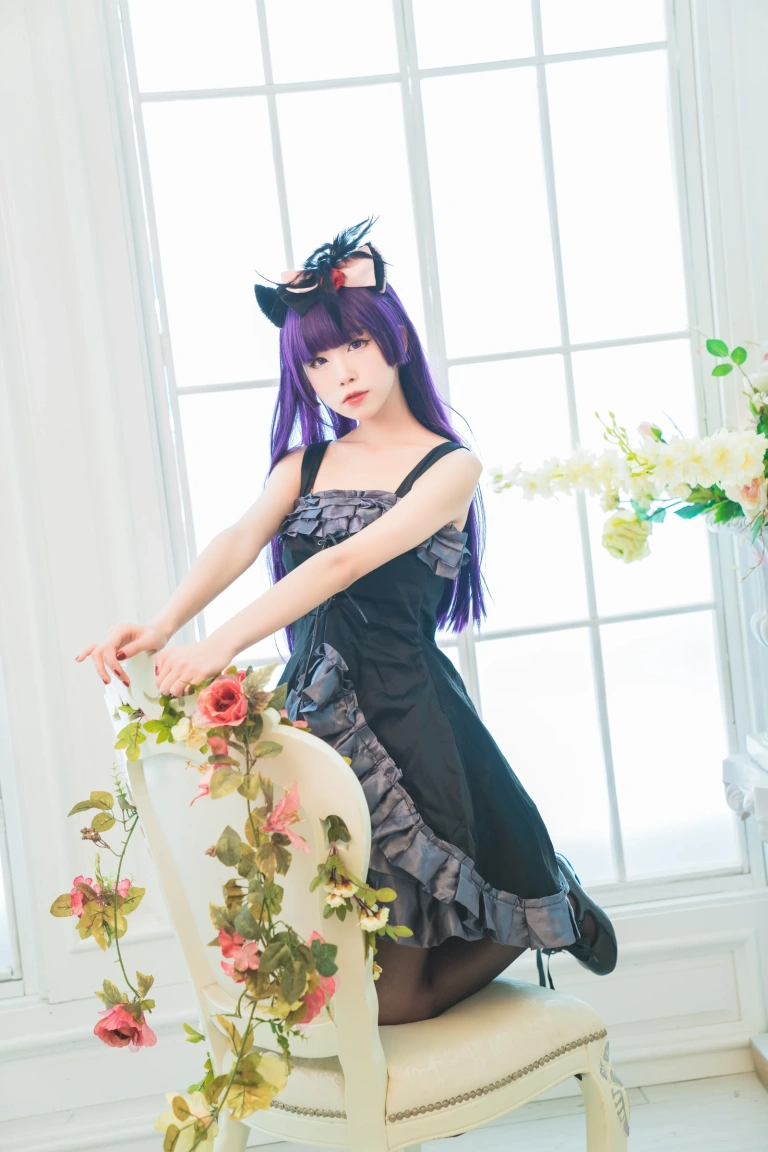 水淼Aqua《黑猫 冷门小礼服》主题写真：9张全套美图