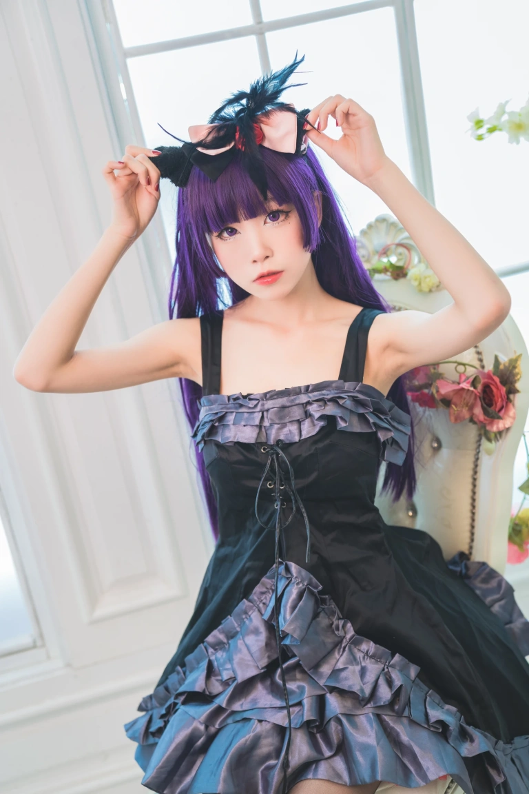 水淼Aqua《黑猫 冷门小礼服》主题写真：9张全套美图