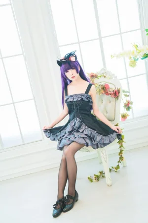 水淼Aqua《黑猫 冷门小礼服》主题写真：9张全套美图