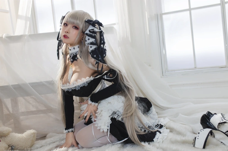 水淼Aqua《碧蓝航线 可畏 原皮》主题写真：40张全套美图