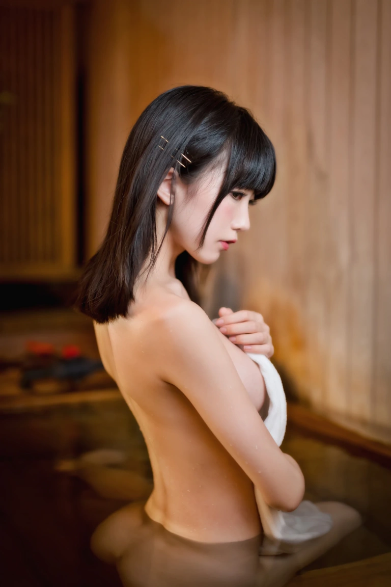 水淼Aqua《悠闲假日 浴衣》主题写真：20张全套美图