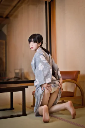 水淼Aqua《悠闲假日 浴衣》主题写真：20张全套美图