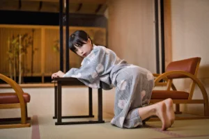水淼Aqua《悠闲假日 浴衣》主题写真：20张全套美图