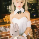 水淼Aqua《穹妹兔女郎》主题写真：9张全套美图