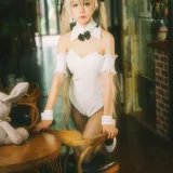 水淼Aqua《穹妹兔女郎》主题写真：9张全套美图