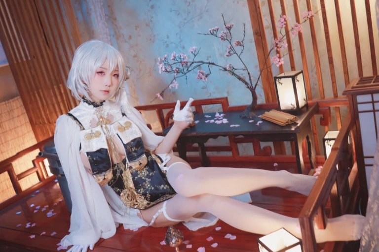 水淼Aqua《天狼星》主题写真：39张全套美图