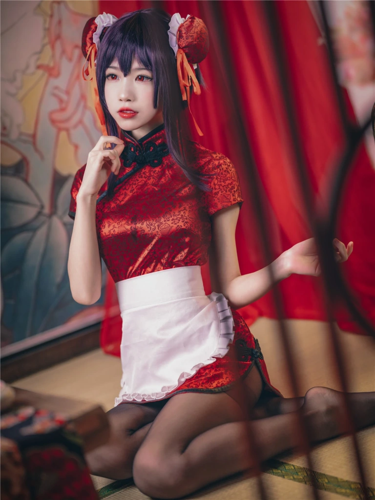 水淼Aqua《霞之丘诗羽 旗袍》主题写真：29张全套美图