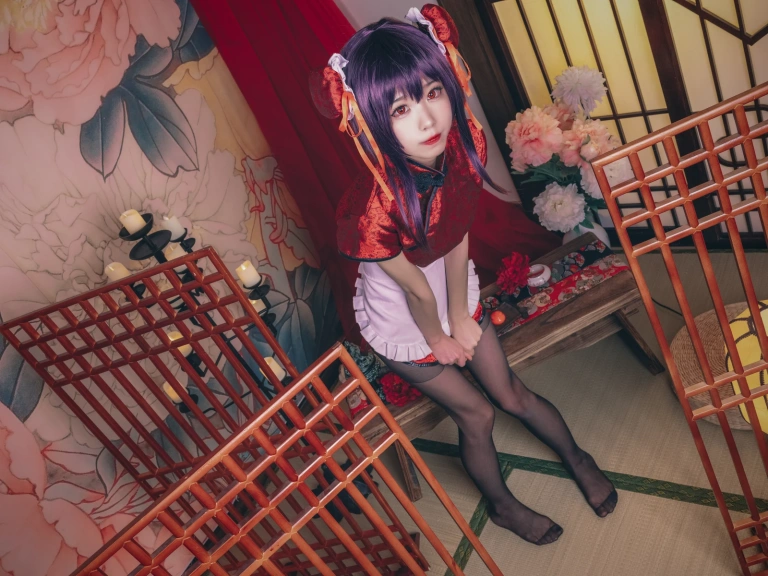 水淼Aqua《霞之丘诗羽 旗袍》主题写真：29张全套美图